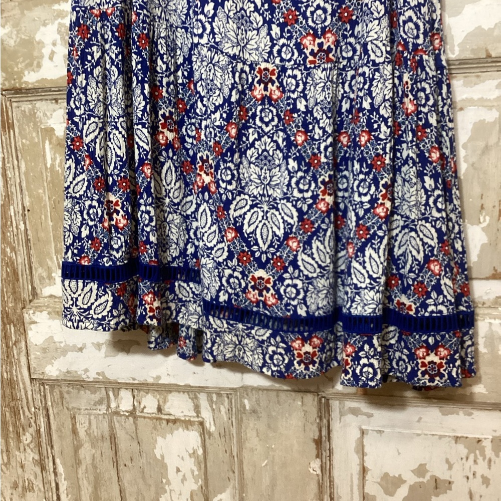 Band of the Free Floral Dress - L - Flowy and Comfy - Picture 3 of 8